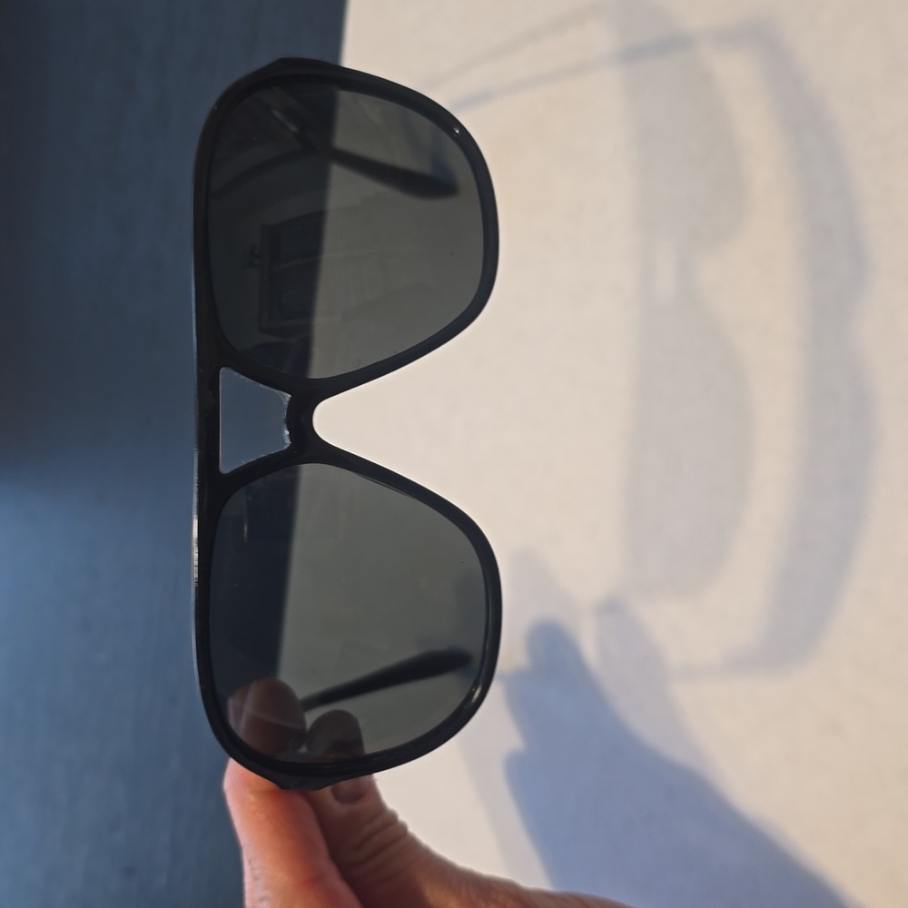 Alexander McQueen sunglasses